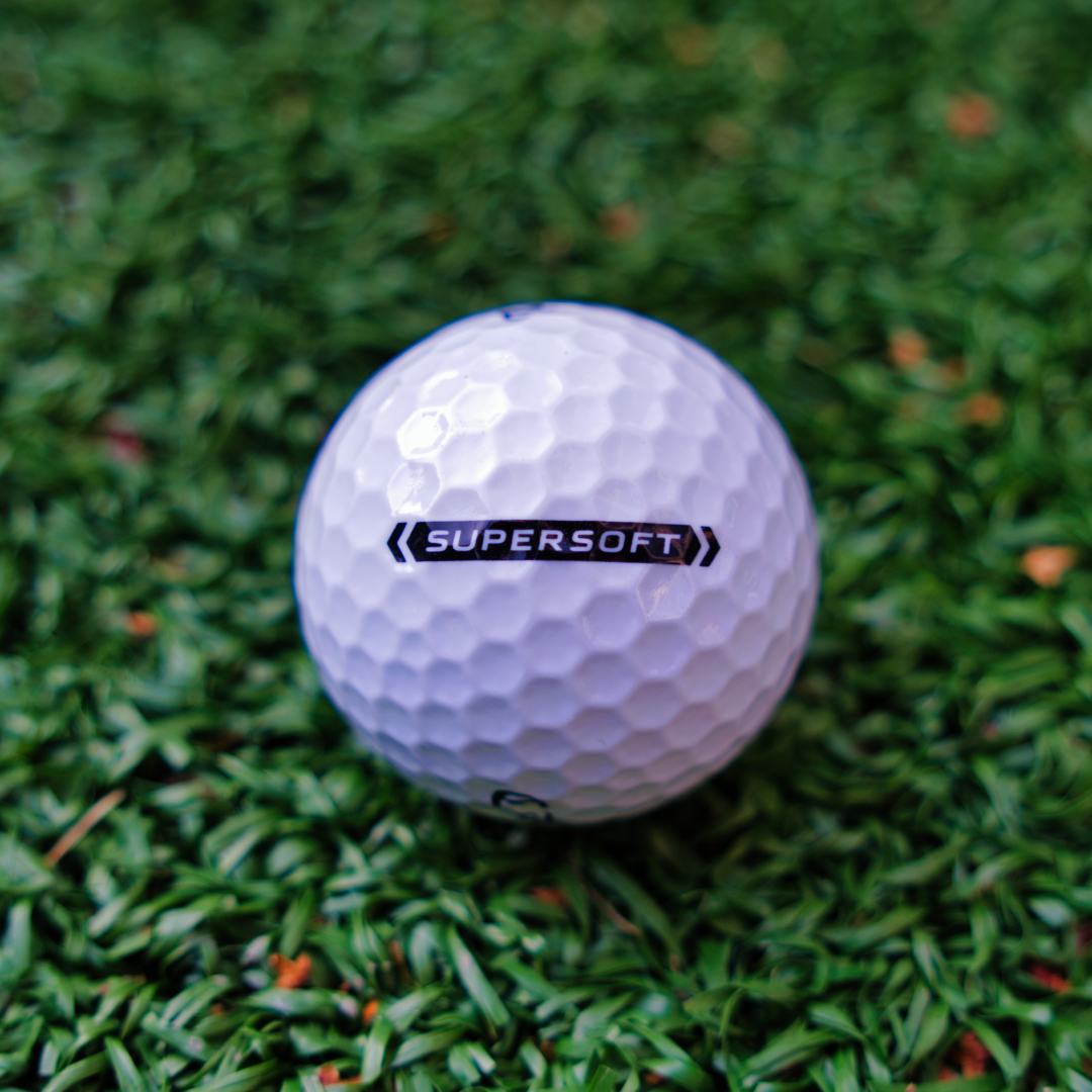 Käytetty Callaway Supersoft -golfpallo